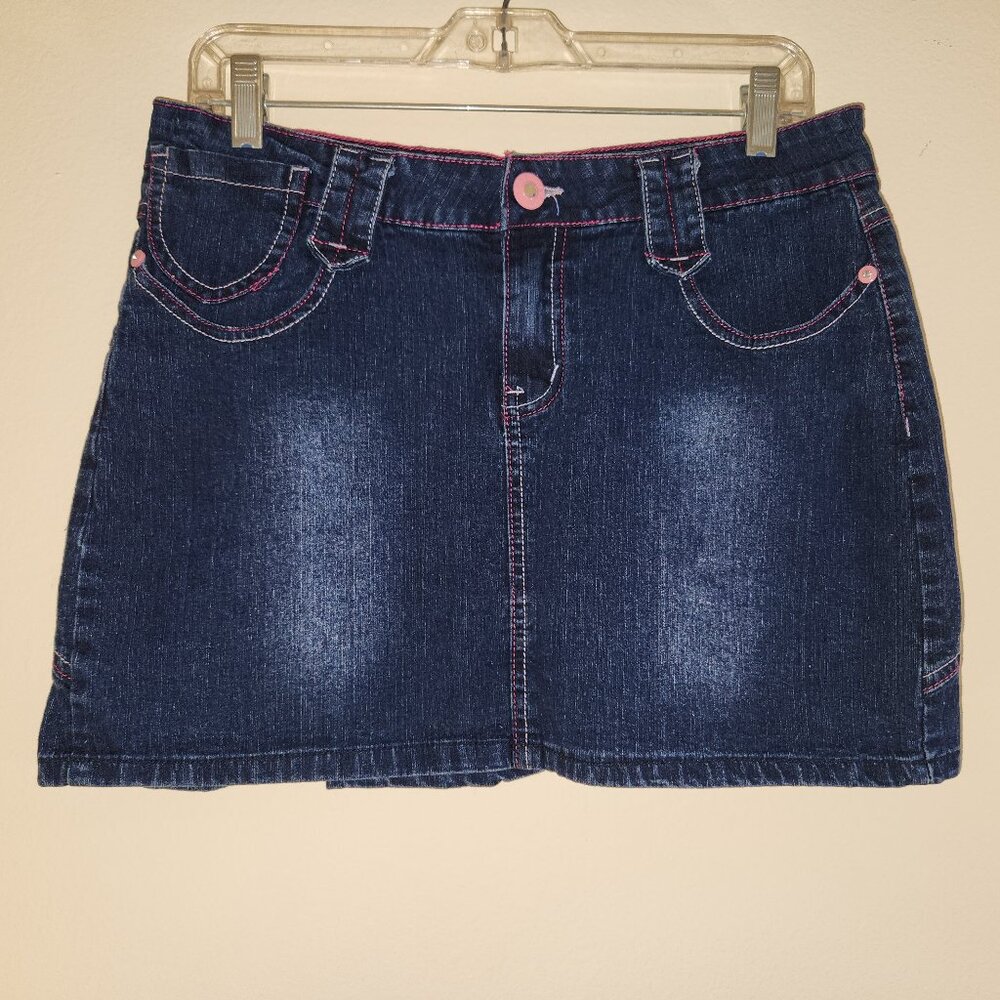 Rubee Y2K Dark Wash Denim MIni Skirt with Pink Fleur-de-Lis Back Pockets Size 11